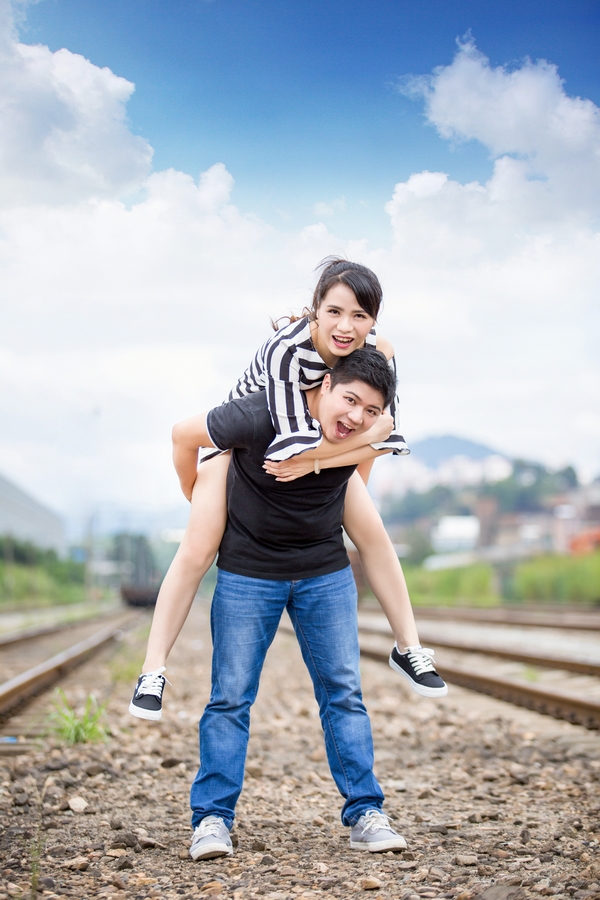 蔡衍&邱琼妹婚礼邀请函