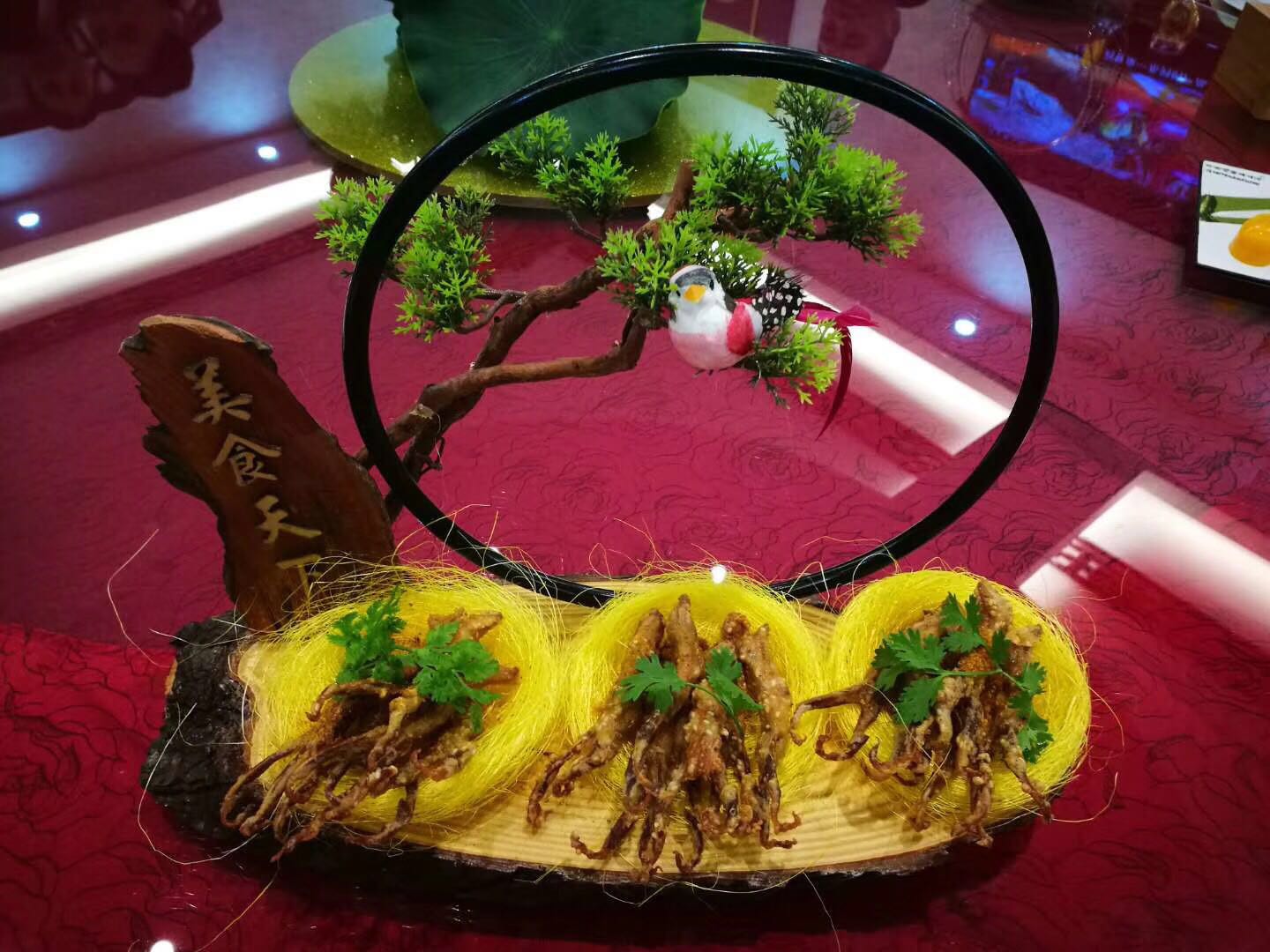 iPhoneXS加油卡折疊車等免費送！圣貝雅私房菜豪禮相送！