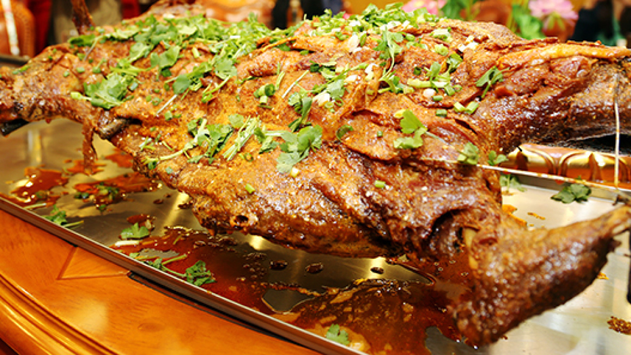 來彼岸食尚 大口吃肉 大口喝酒