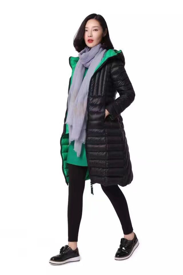 领秀羽绒服温暖你我她