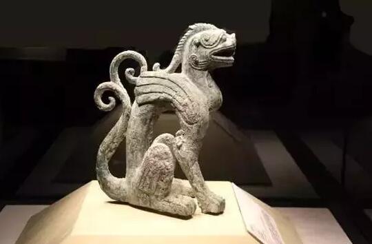 黑龙江省博物馆:金代铜坐龙