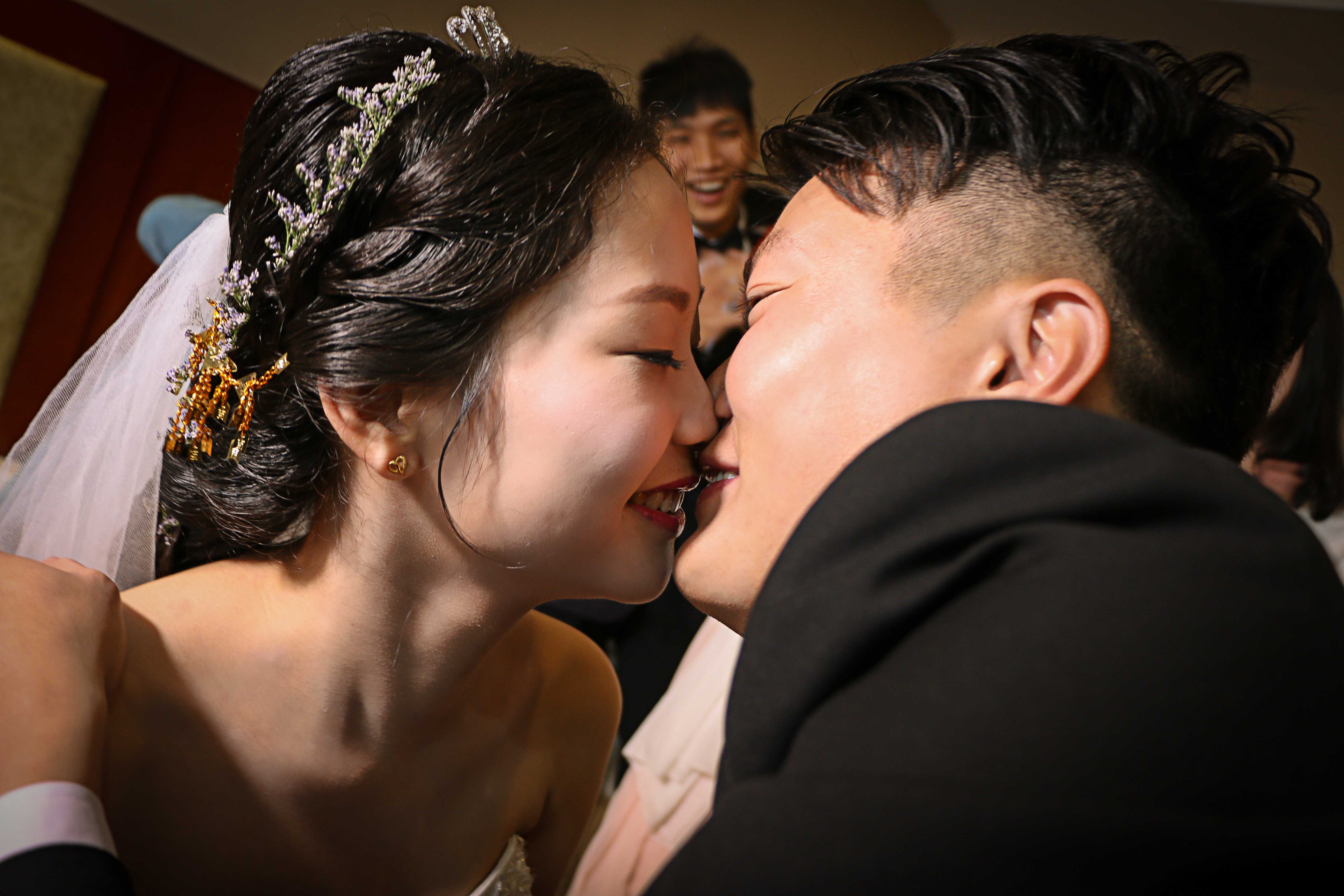 李茂婚礼视频(李茂婚礼视频大全)